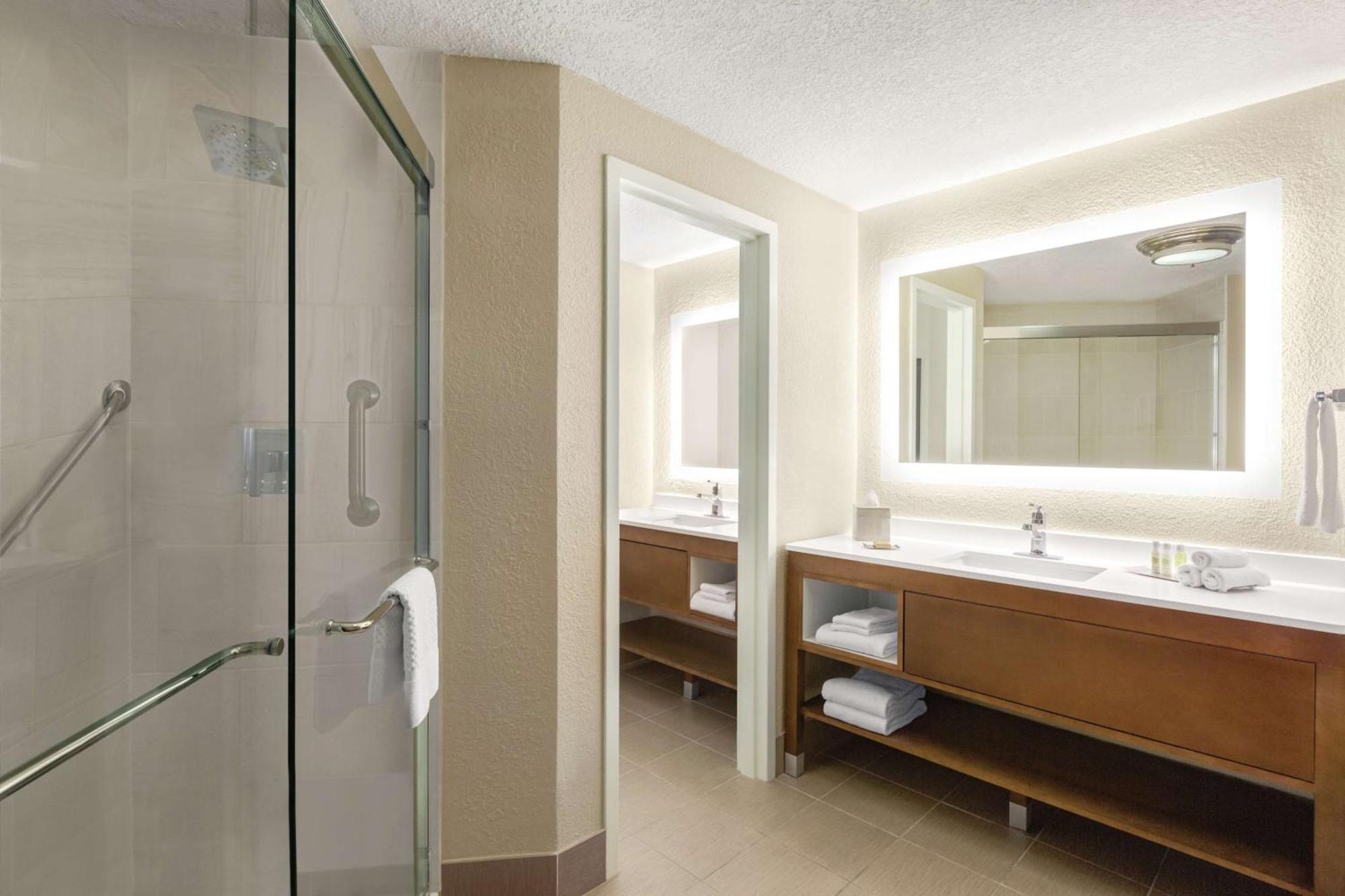 Doubletree By Hilton Orlando Downtown Hotel Eksteriør billede